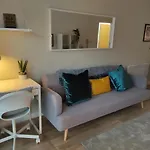 Fantastic Centrally Located 1 Bed Apartment